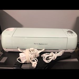 Cricut Explore Air 2 - Mint Colored